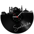 Wanduhr aus Vinyl Skyline Saarbrücken