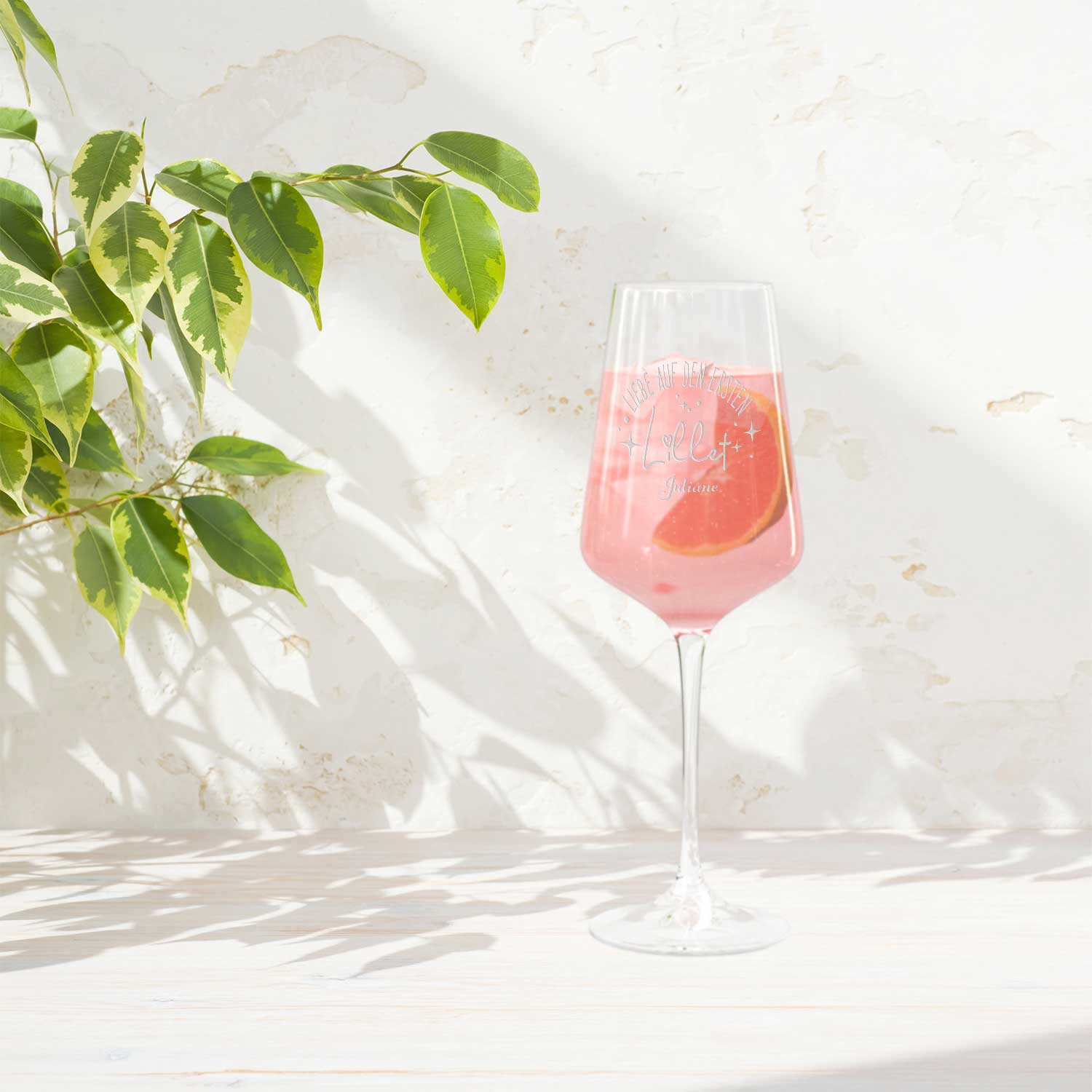 Leonardo Weinglas mit Gravur - "Liebe auf den ersten Lillet" mit Wunschname