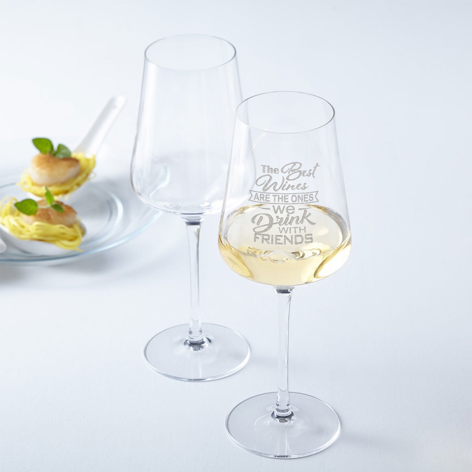 Leonardo Weinglas mit Gravur "The Best Wines are the ones we drink with friends"
