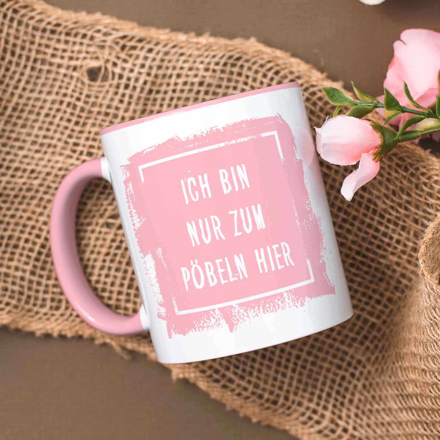 Bedruckte Tasse mit Spruch - "Ich bin nur zum Pöbeln hier"