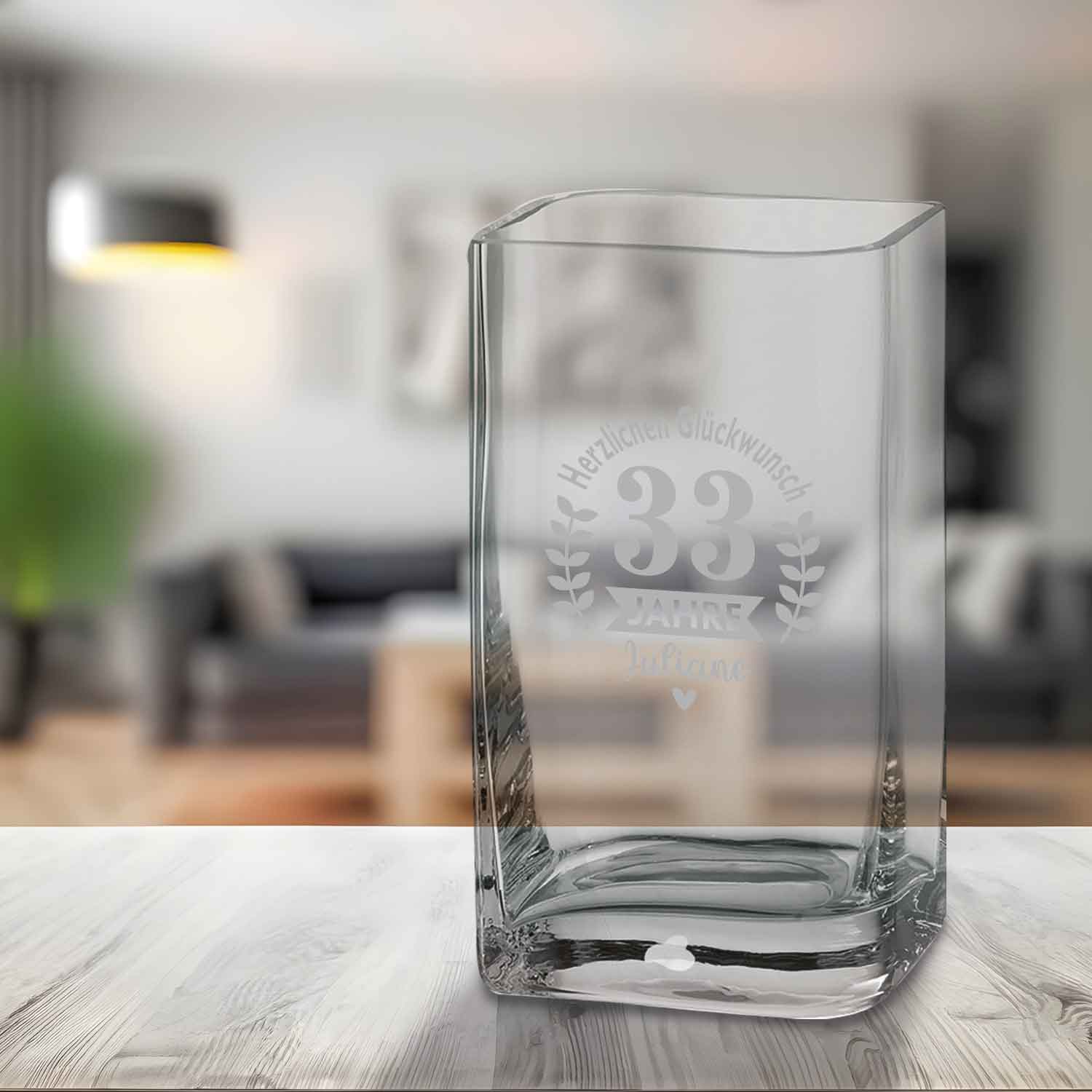 Blumenvase mit Gravur - Herzlichen Glückwunsch - Personalisiert mit Namen und Jahreszahl