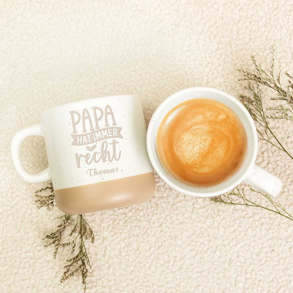 Gravierte Steingut Tasse - Papa hat immer Recht