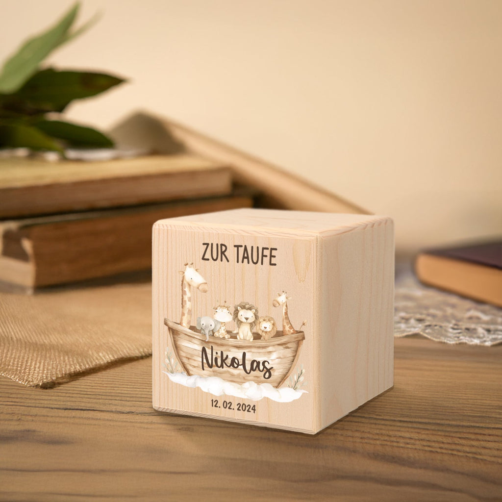 Spardose aus Holz zur Taufe - Arche