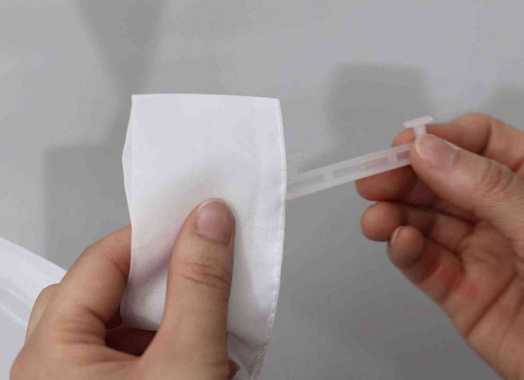 Schlaufengleiter 50 mm zum Dekorieren von Schlaufenschals an einer Gardinenstange oder Gardinenschiene 1010N