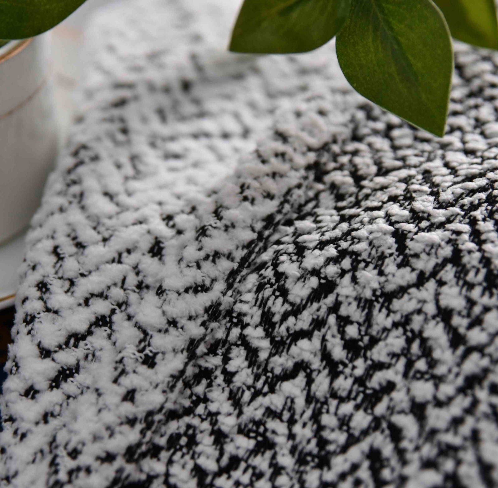 2 Vorhänge Chenille Vorhang Bouclé-Struktur HxB 245x140 cm Weiß Schwarz »MONTANA« Multiband-Aufhängung Pflegeleicht 2023330-2