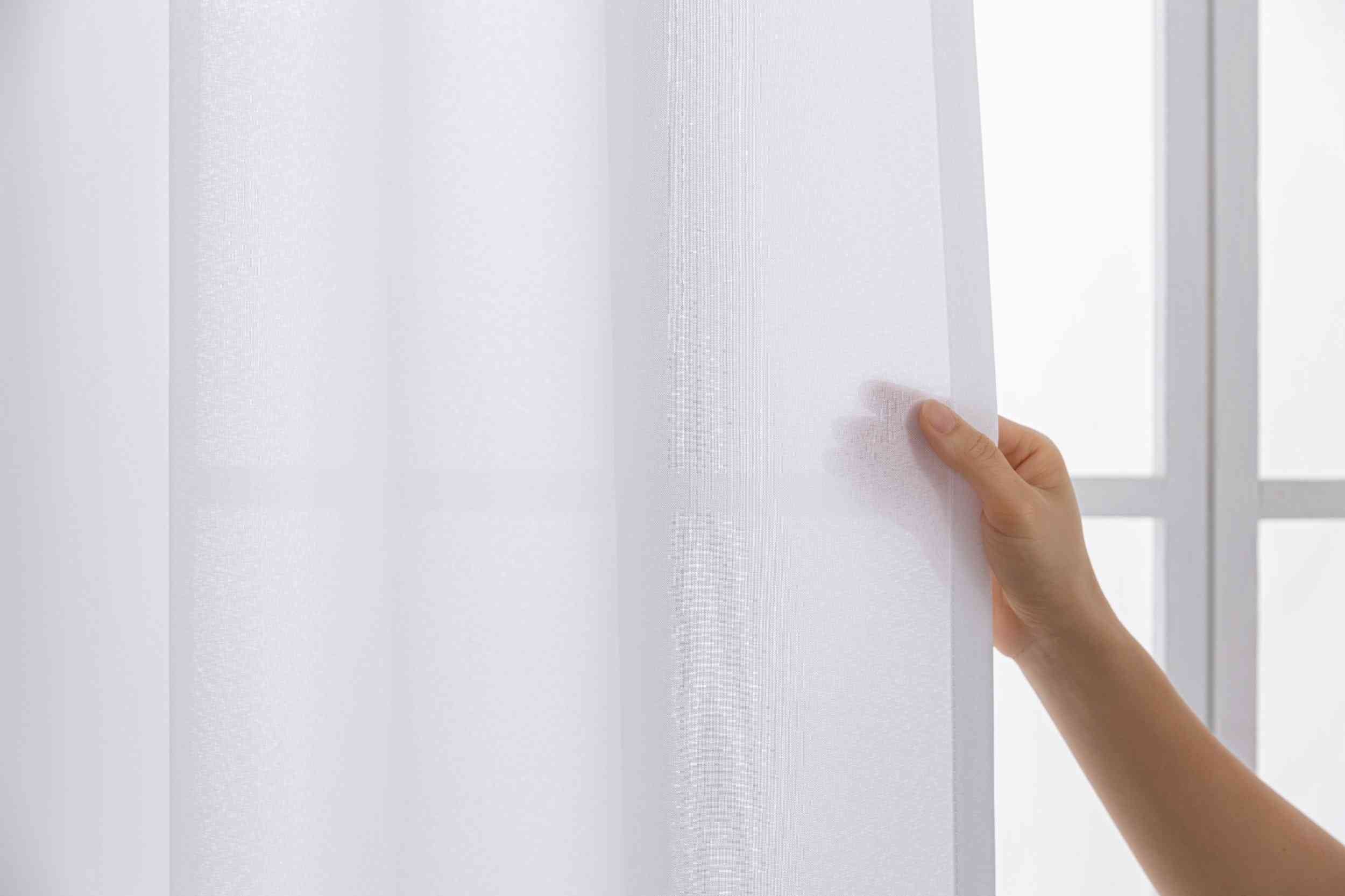 Gardinen-Set 3-teilig S Wien« | 2 Vorhänge Leinenoptik HxB 245x145 cm  und 1 Voile Batist Store HxB 245x300 cm Weiß 1:2 Wellenband  2025100-110S1