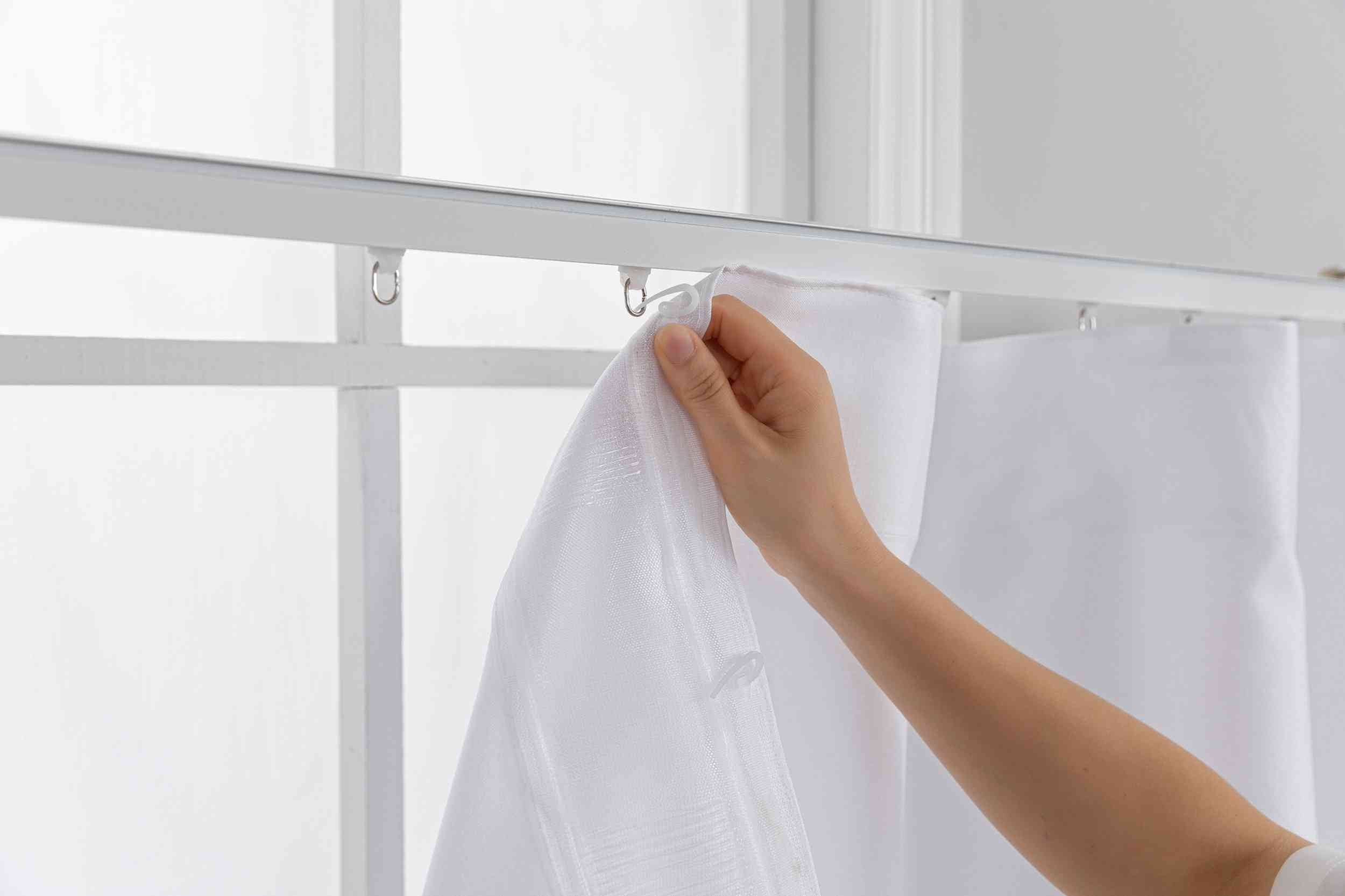 Gardinen-Set 3-teilig S Wien« | 2 Vorhänge Leinenoptik HxB 245x145 cm  und 1 Voile Batist Store HxB 245x300 cm Weiß 1:2 Wellenband  2025100-110S1