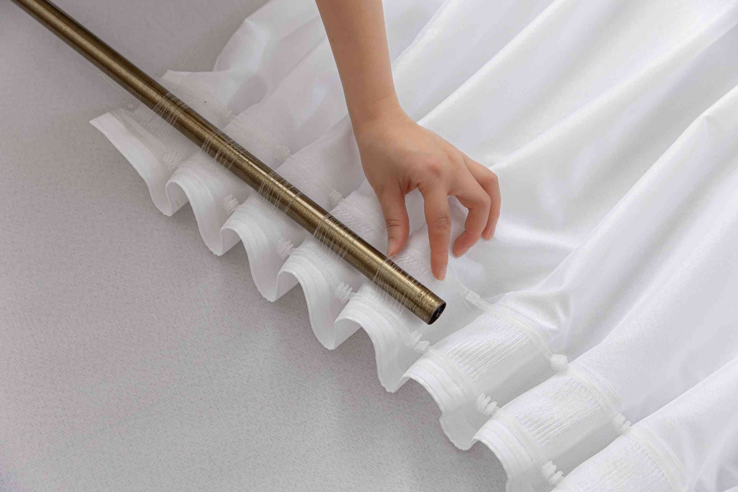 2er Set Vorhänge Cationic mit Wellenband »Wien« 1:2 Wellenband Bleibandabschluß Knitterarm Wellenfall 2025110-2