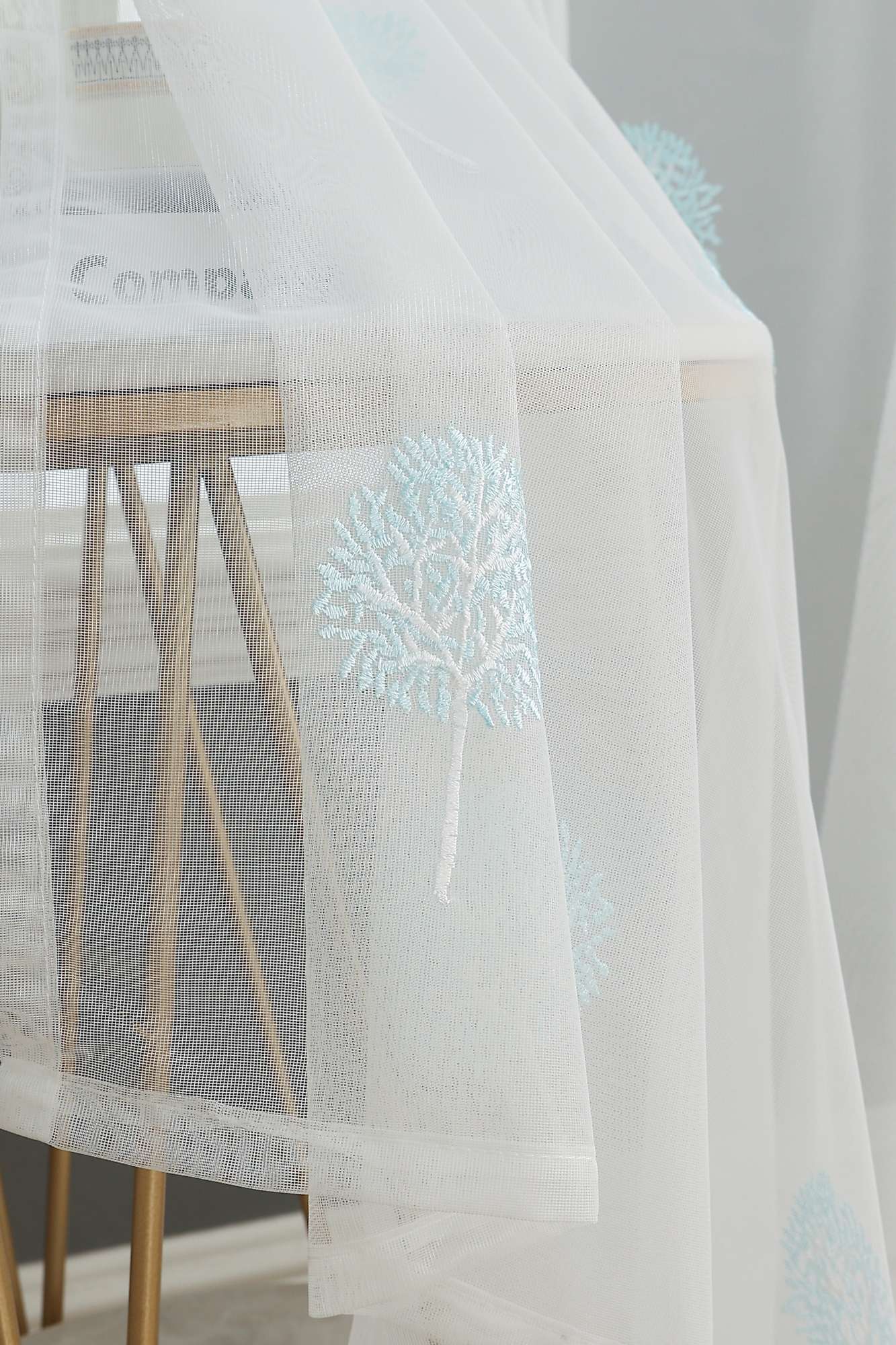 Gardine Raschel Stickerei  Design  »Florenz« Multiband für Gardinenschiene und Gardinenstange Elegante Fensterdekoration 2023200