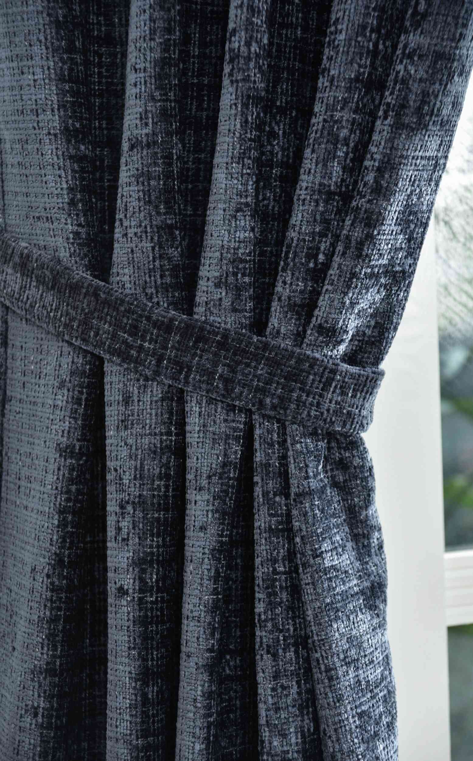 Vorhang Chenille Jacquard »RIGA« mit Multiband-Aufhängung Luxuriöser Stil für Ihr Zuhause 2023500