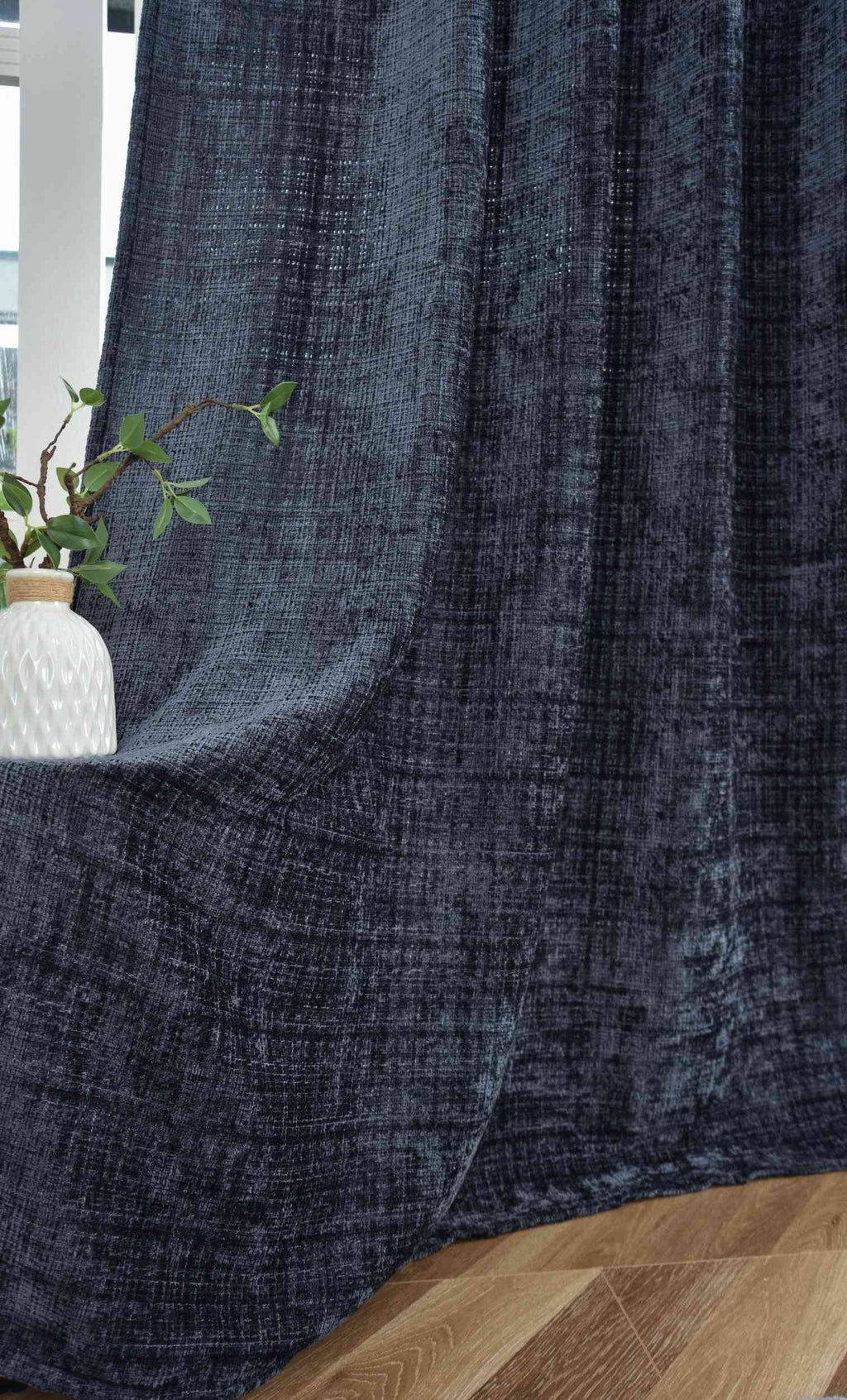 Vorhang Chenille Jacquard »RIGA« mit Multiband-Aufhängung Luxuriöser Stil für Ihr Zuhause 2023500
