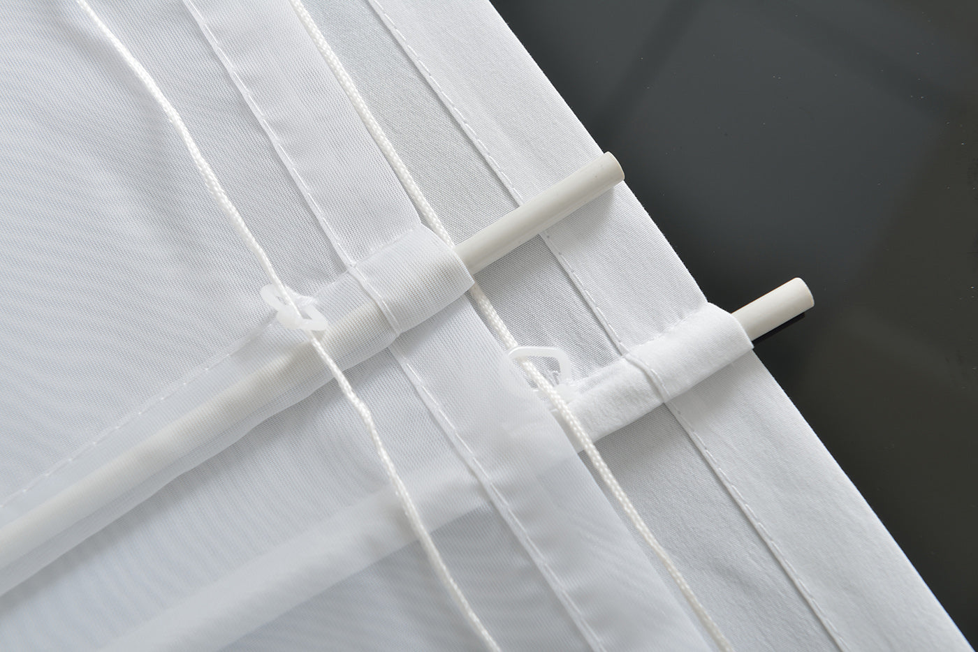 Doppel Raffrollo Palma Microsatin matt Voile Faltgardinen Faltrollo Schlaufenrollo mit Universalgardinenband 20410