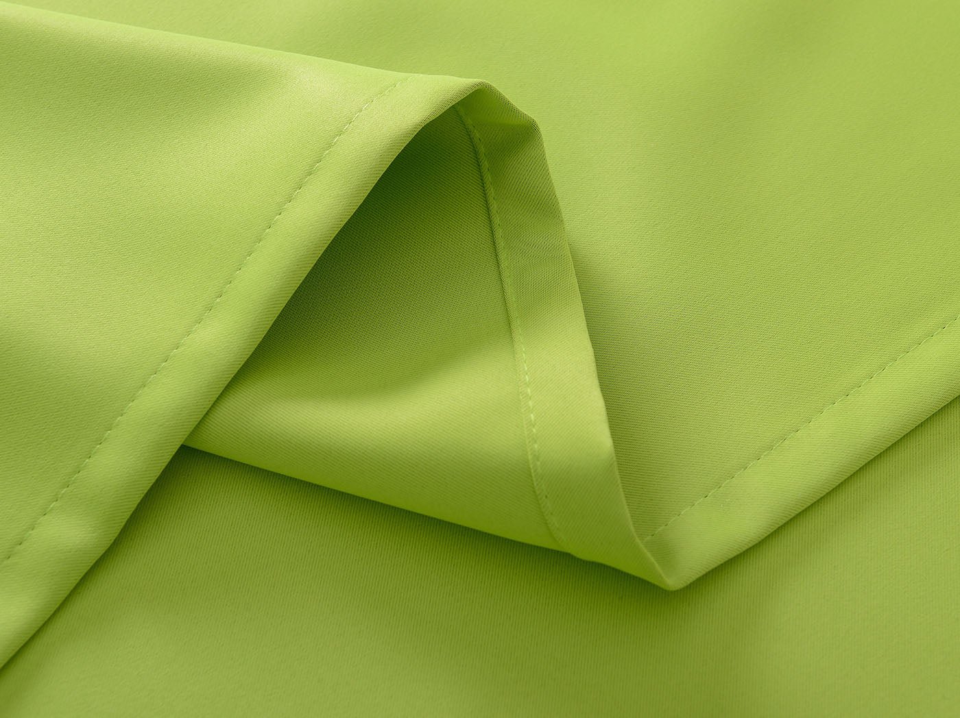 Verdunkelungsvorhag mit Schlaufen matt uni Farben aus weichfallenden blickdichten Stoff blickdicht Blackout 20610