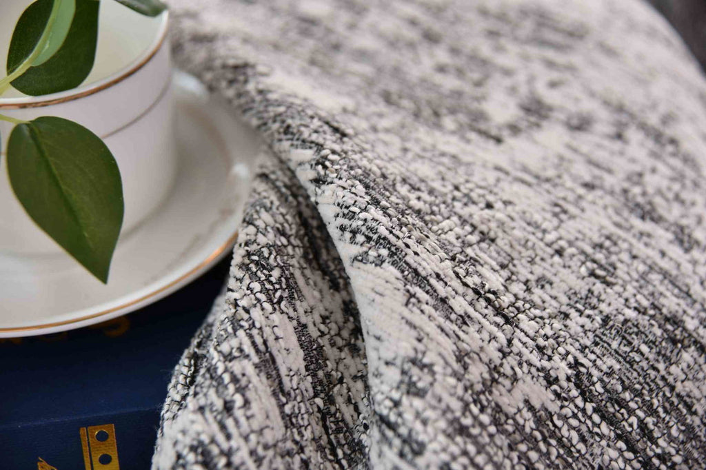 Jacquard Bettüberwurf LxB 245x140 cm Creme Schwarz »VENEDIG« Wendbar Beidseitiges Design in Hell und Dunkel Pflegeleicht und Langlebig 2023310B