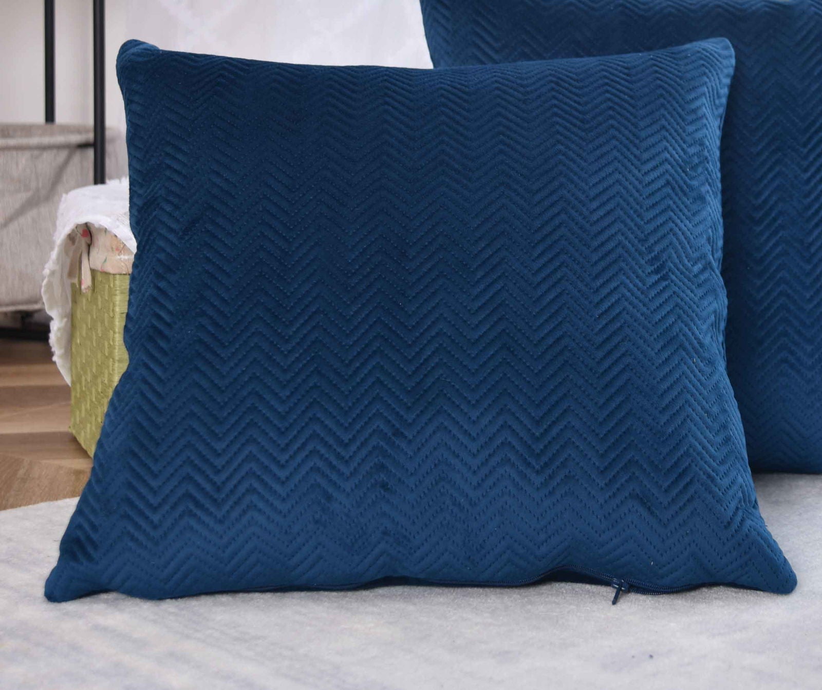 Kissen Dekokissen Jacquard »GRETA« mit Fischgrät-Design pflegeleicht Reißverschluss weiche 320g Füllung - Vielfältige Farbauswahl 2023510