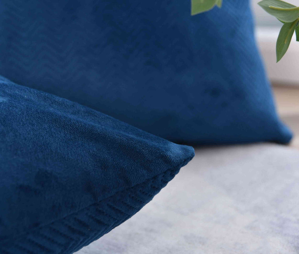 Kissen Dekokissen Jacquard »GRETA« mit Fischgrät-Design pflegeleicht Reißverschluss weiche 320g Füllung - Vielfältige Farbauswahl 2023510