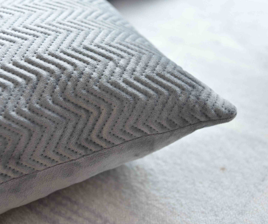Kissen Dekokissen Jacquard »GRETA« mit Fischgrät-Design pflegeleicht Reißverschluss weiche 320g Füllung - Vielfältige Farbauswahl 2023510