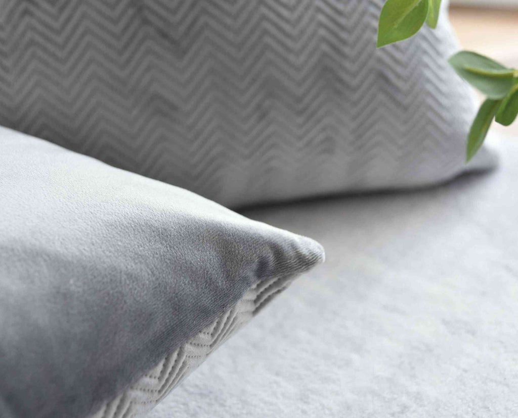Kissen Dekokissen Jacquard »GRETA« mit Fischgrät-Design pflegeleicht Reißverschluss weiche 320g Füllung - Vielfältige Farbauswahl 2023510