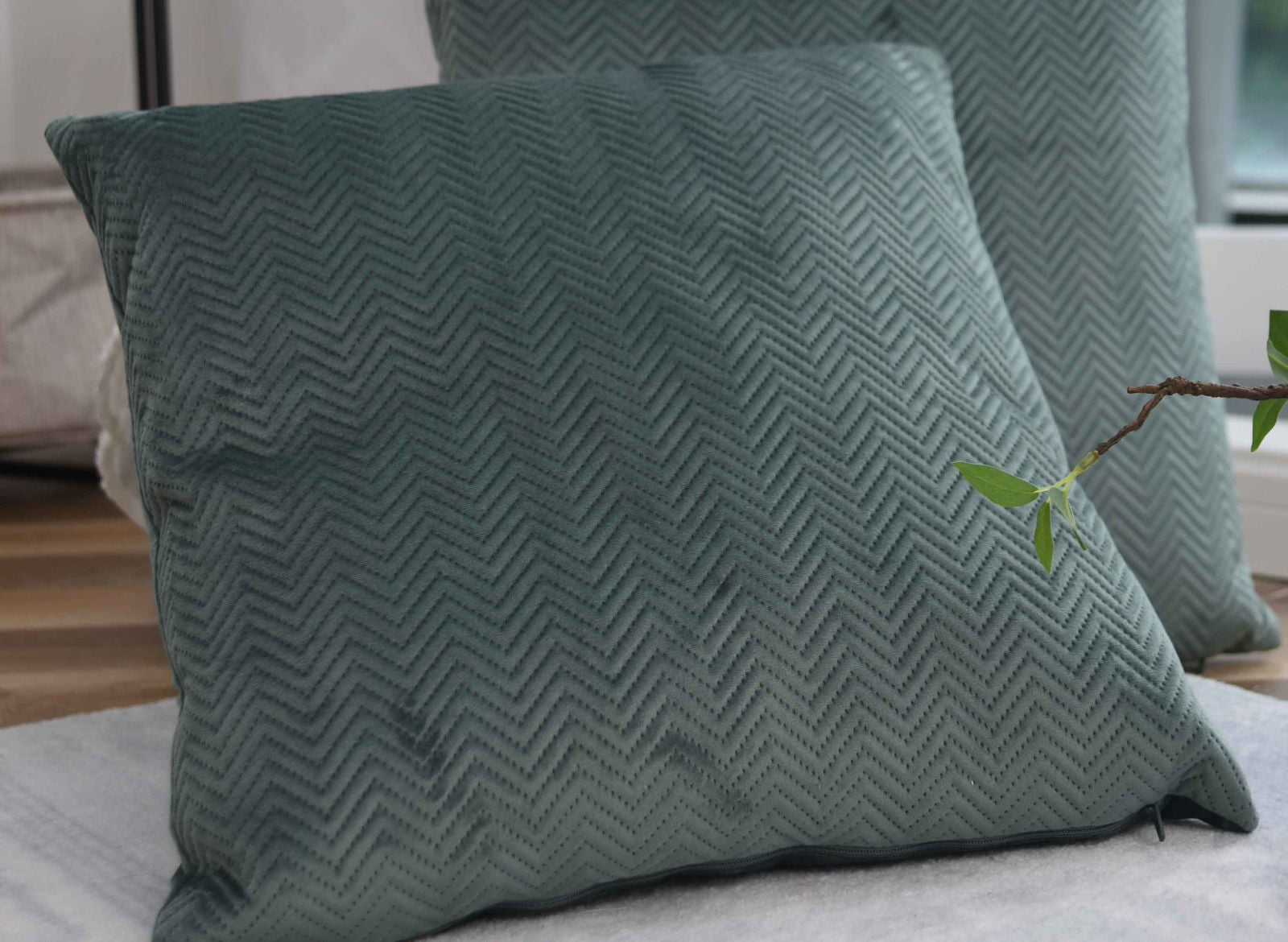Kissen Dekokissen Jacquard »GRETA« mit Fischgrät-Design pflegeleicht Reißverschluss weiche 320g Füllung - Vielfältige Farbauswahl 2023510