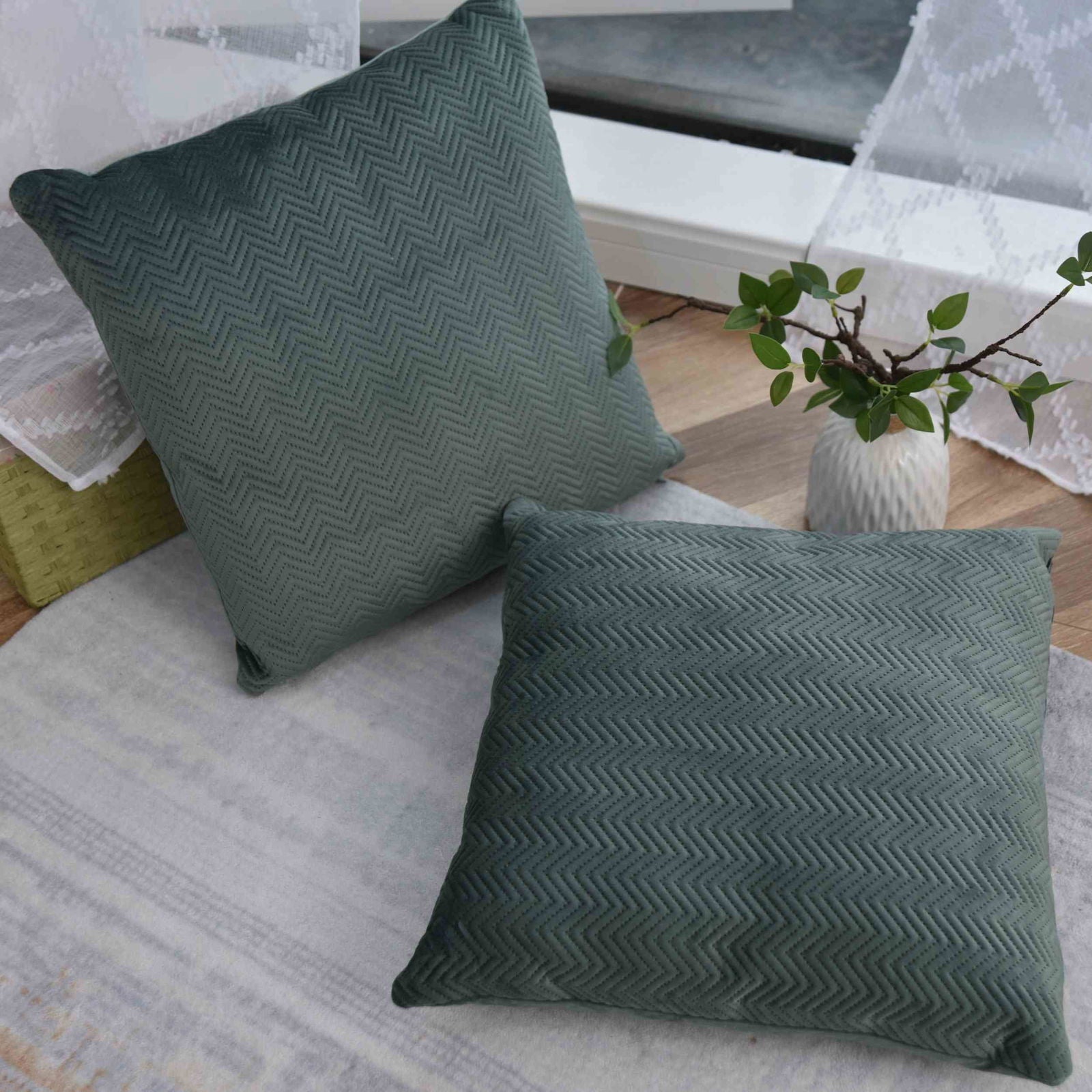 Kissen Dekokissen Jacquard »GRETA« mit Fischgrät-Design pflegeleicht Reißverschluss weiche 320g Füllung - Vielfältige Farbauswahl 2023510