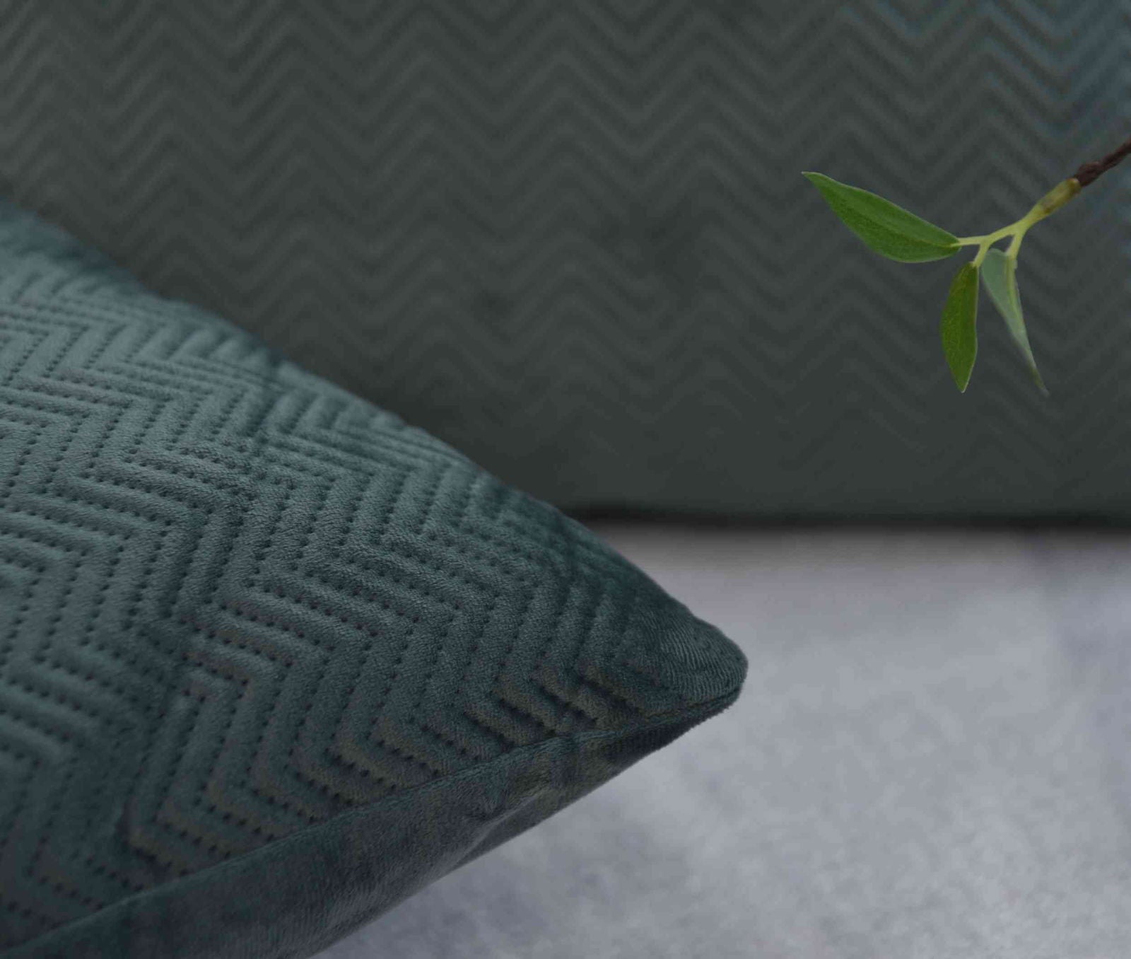 Kissen Dekokissen Jacquard »GRETA« mit Fischgrät-Design pflegeleicht Reißverschluss weiche 320g Füllung - Vielfältige Farbauswahl 2023510