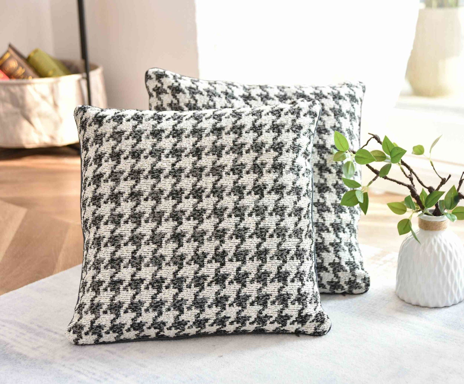 Kissen LxB 40x40 cm Creme Schwarz »PARIS« mit Füllung Ausgefallenes Hahnentritt-Muster schwarzes Paspelband 2023320K