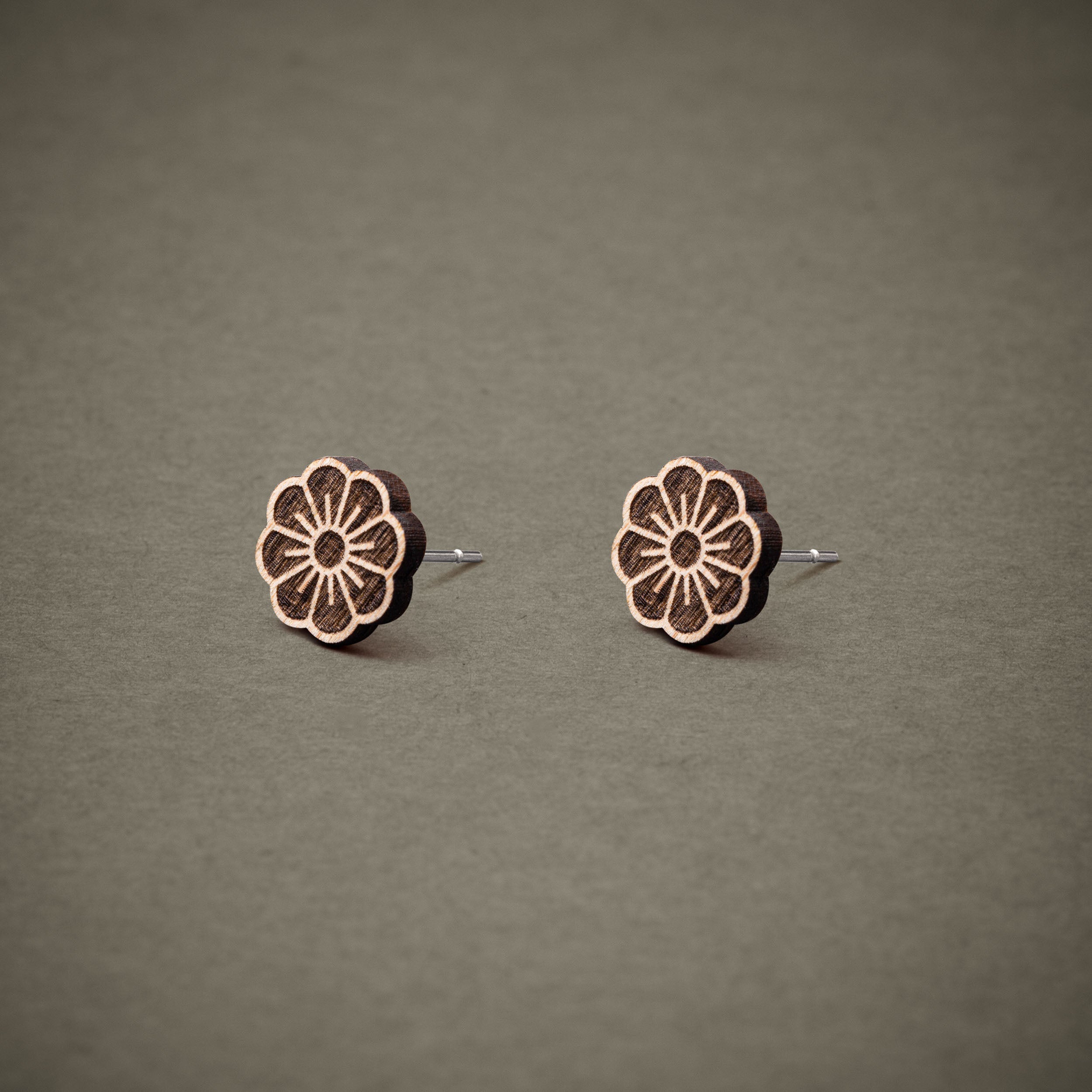 Ohrstecker aus Holz | Blüte