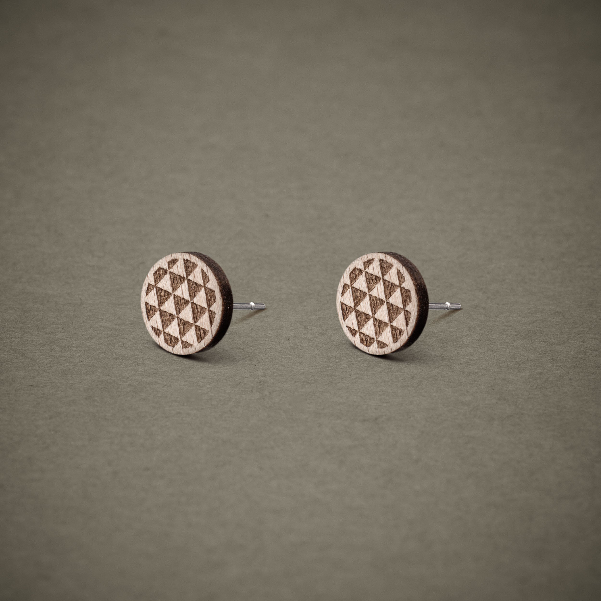 Ohrstecker aus Holz | Dreieck