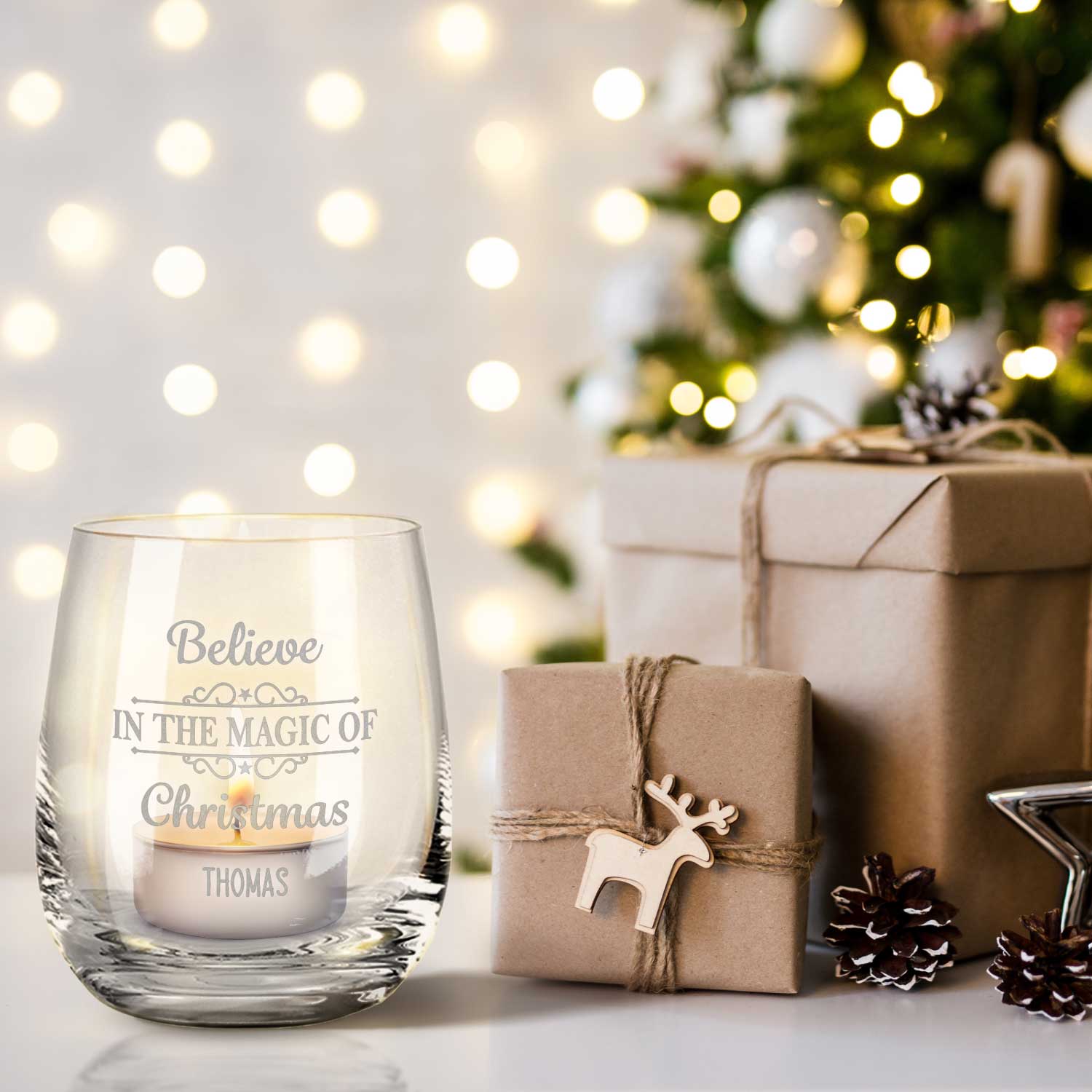 Teelicht mit Gravur - Weihnachtsdeko - Believe in the Magic of Christmas - Personalisiert mit Name
