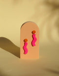 Wormly Ohrringe mit Edelstahl Steckern in orange pink