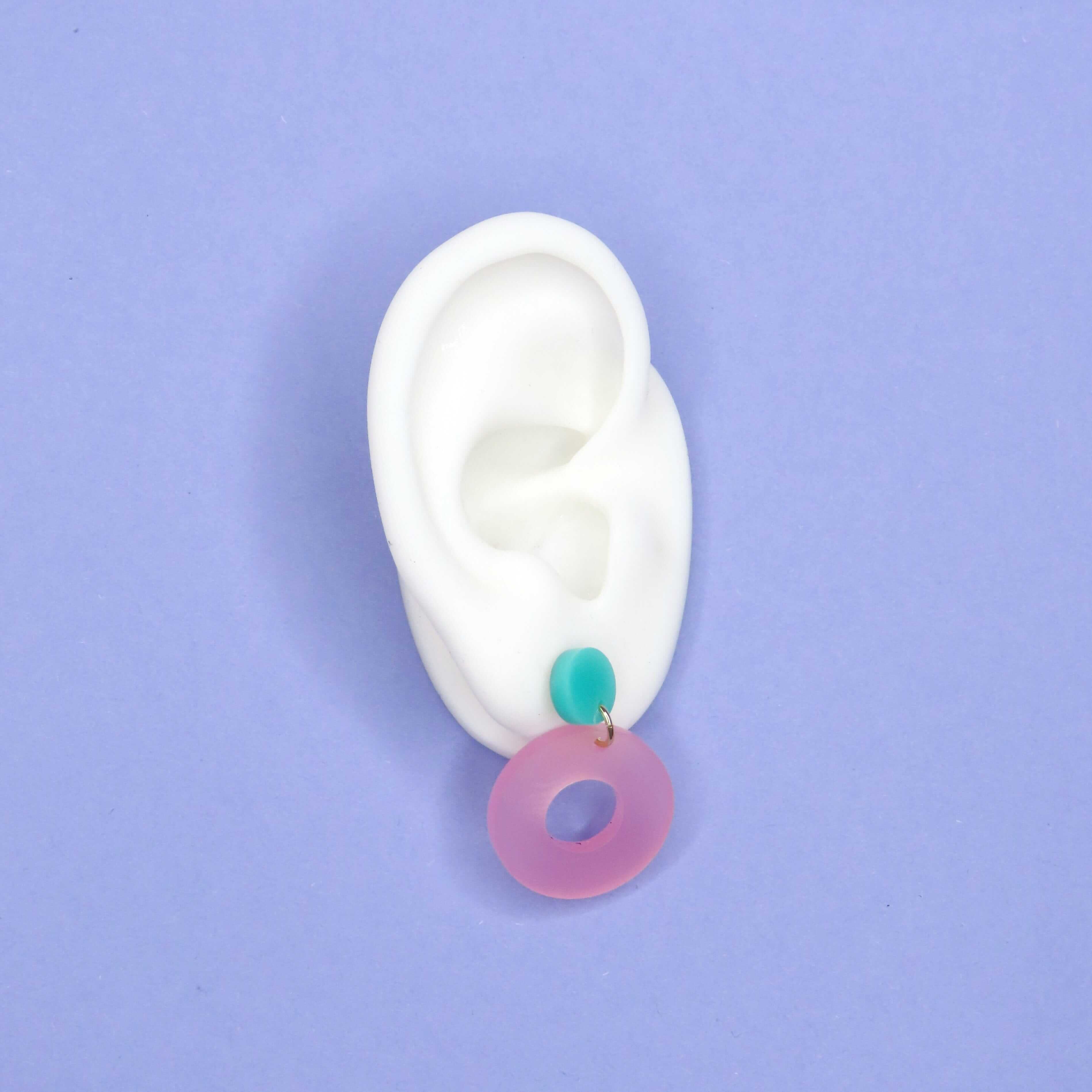 Colorblock Circle Ohrstecker in türkis & eisrosa