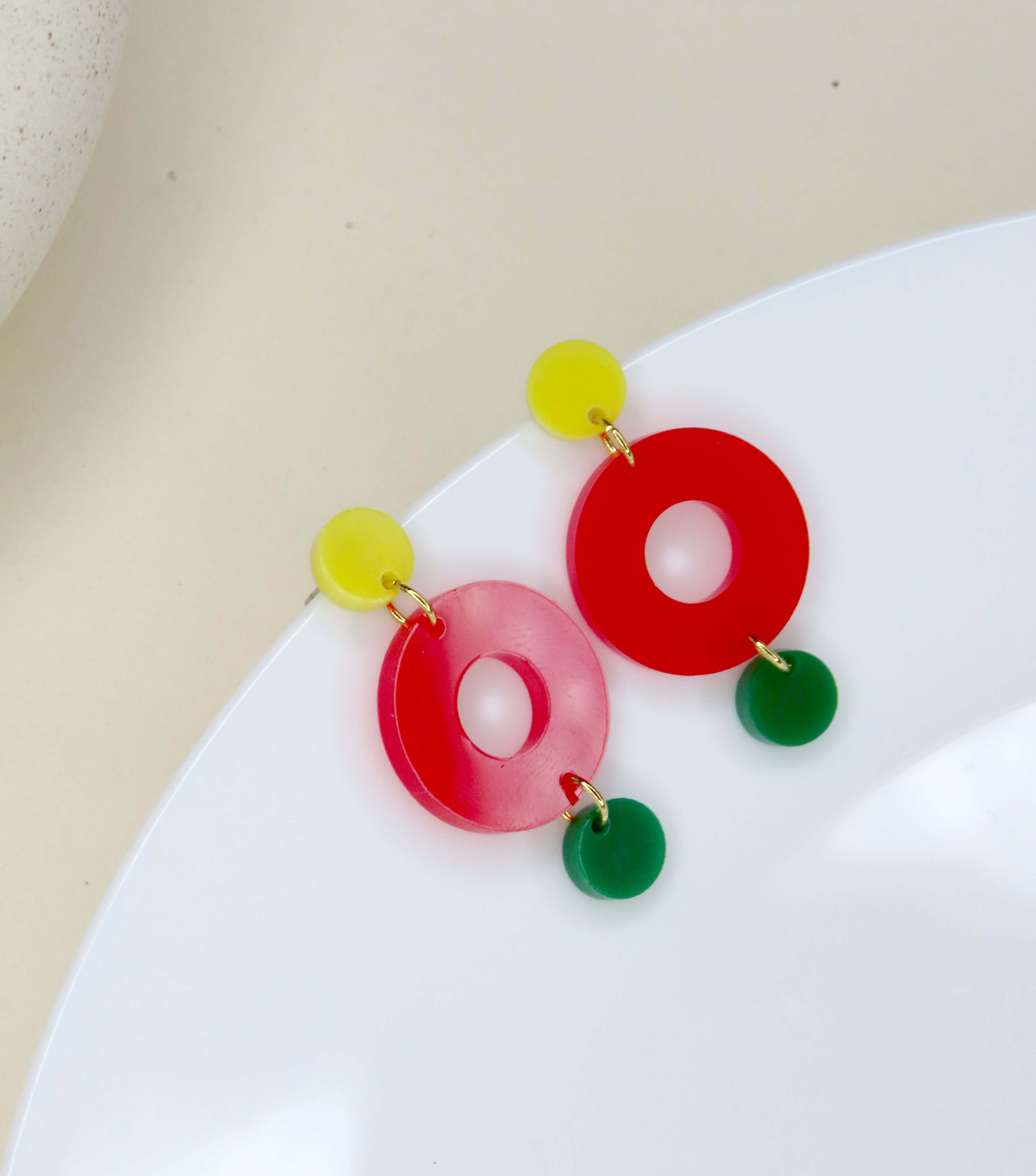 Colorblock Double Circle Ohrstecker in gelb, rot und froschgrün